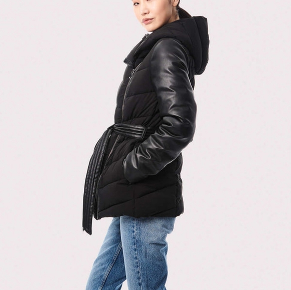 Women's Black Puffer Wrap Coat - Picture 3 of 10